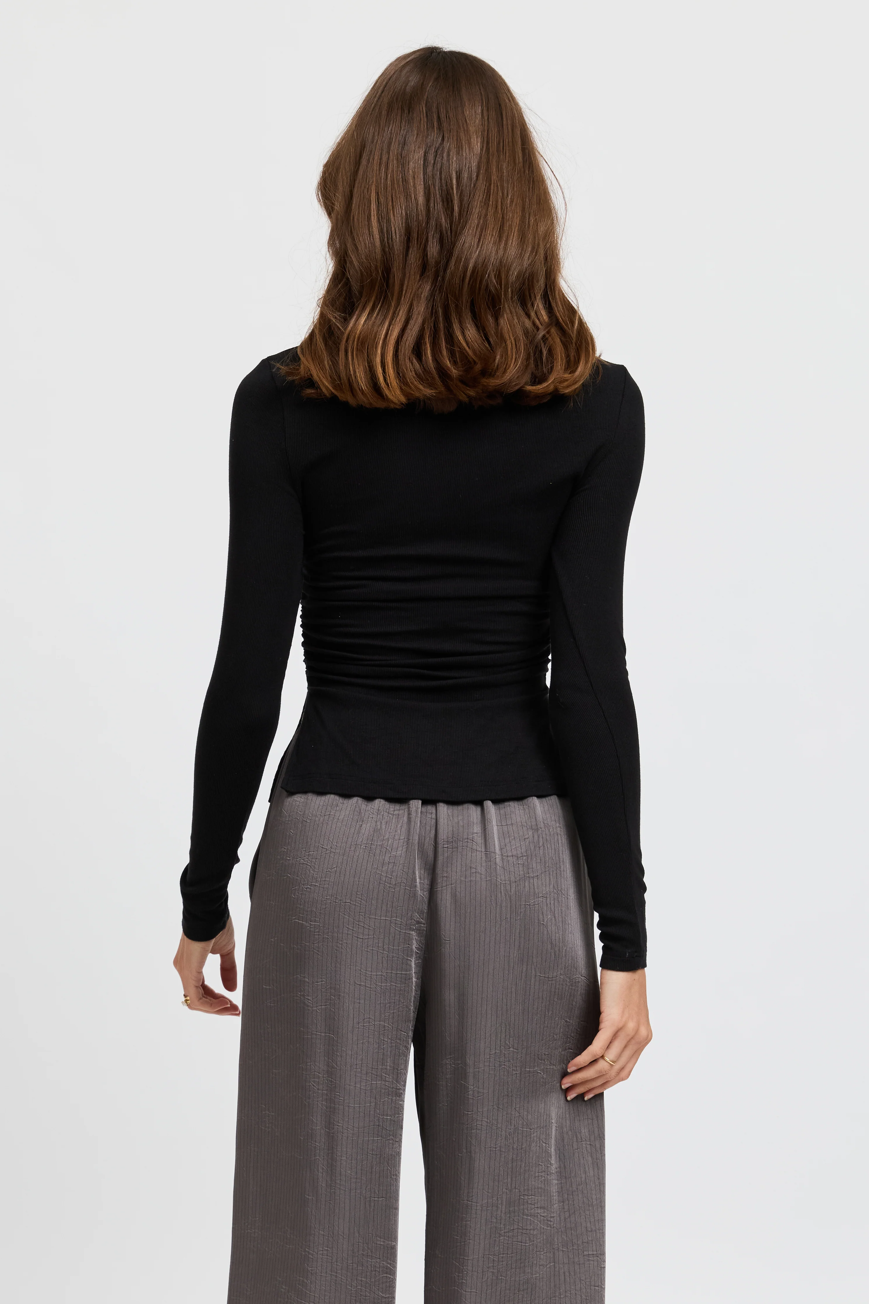Ari Ribbed Long Sleeve Top - Black - Image 10