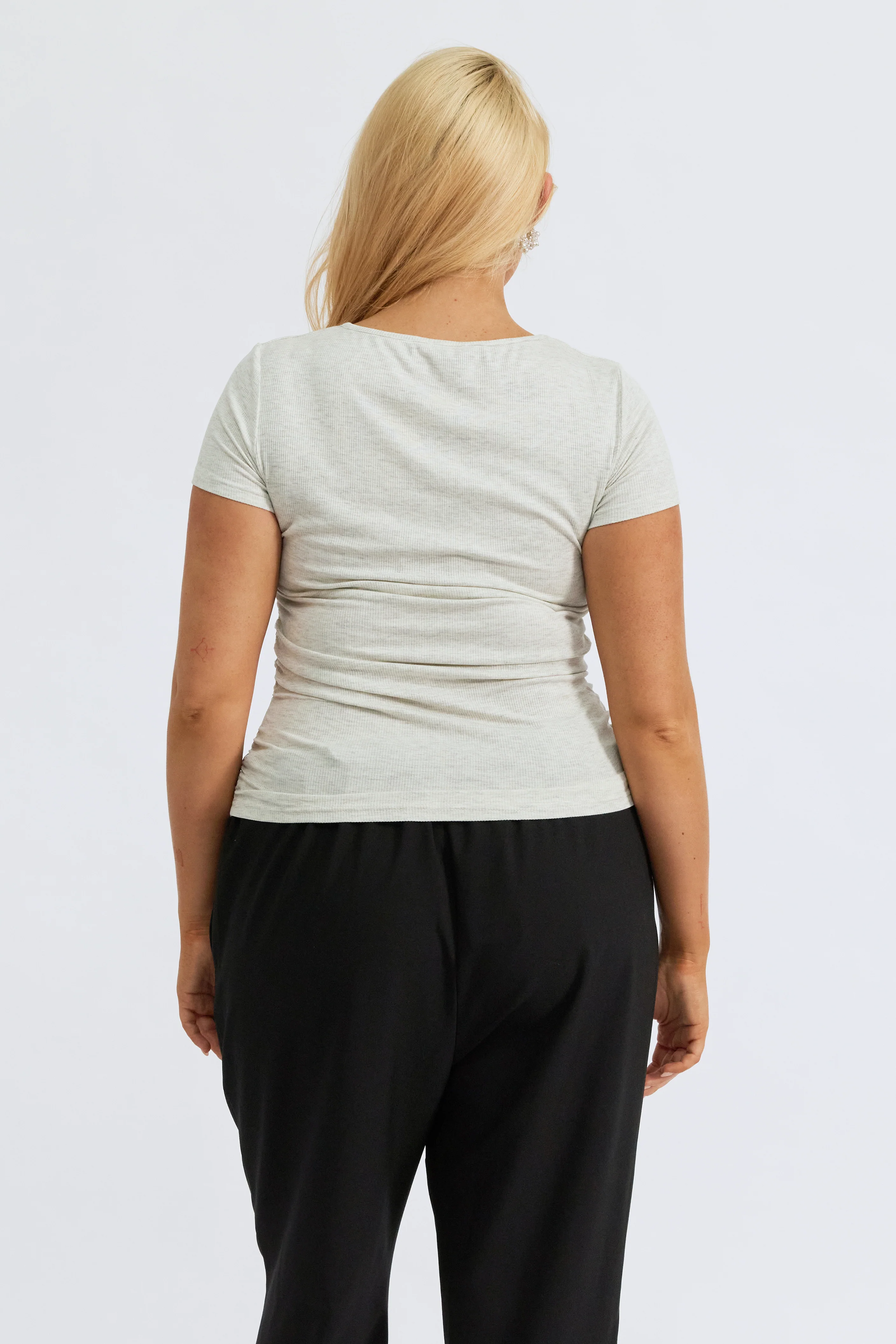 Ari Ribbed Ruched Tee - Grey Marle - Image 9