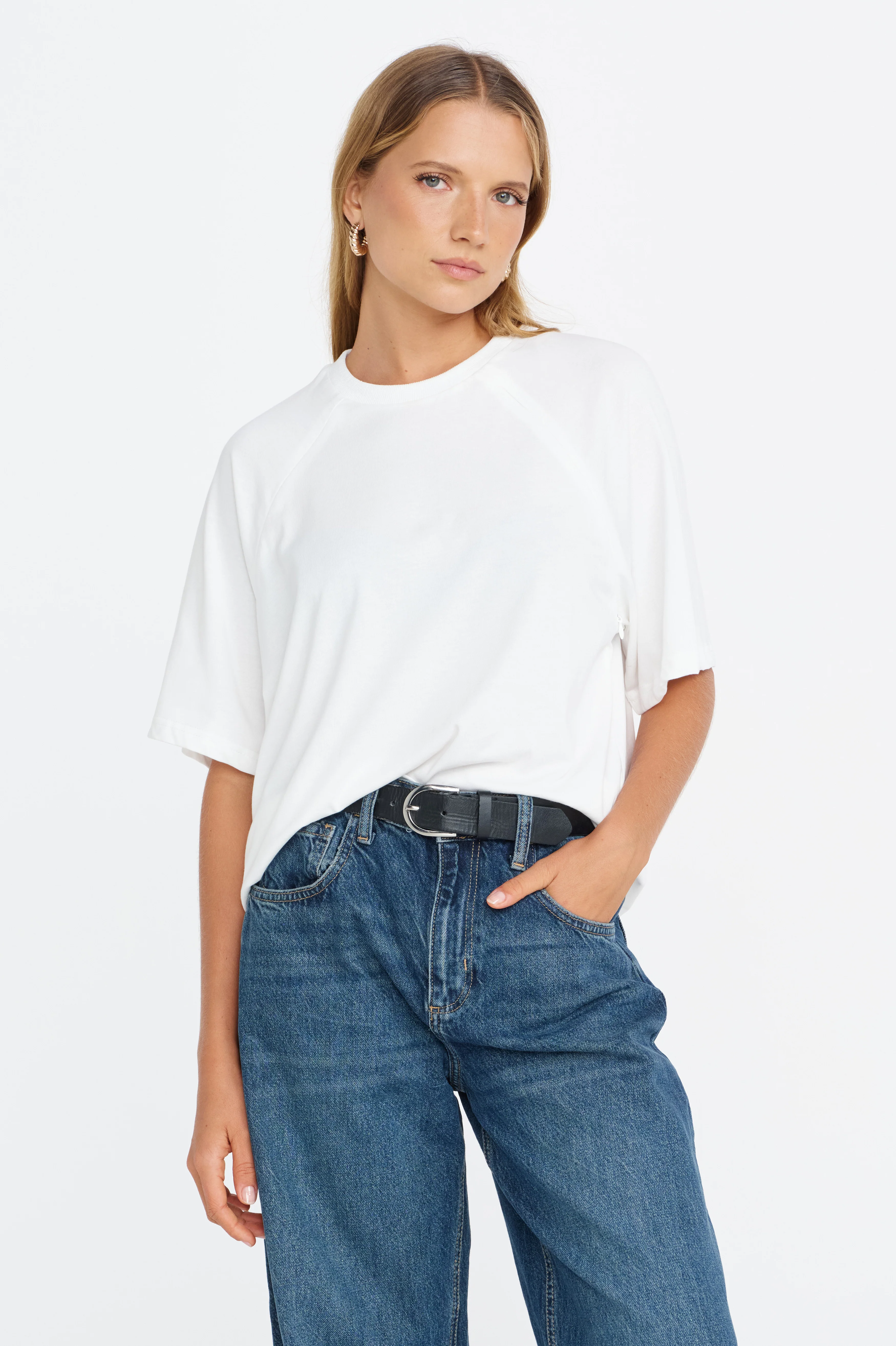 Classique Box-Cut Tee - White - Image 3