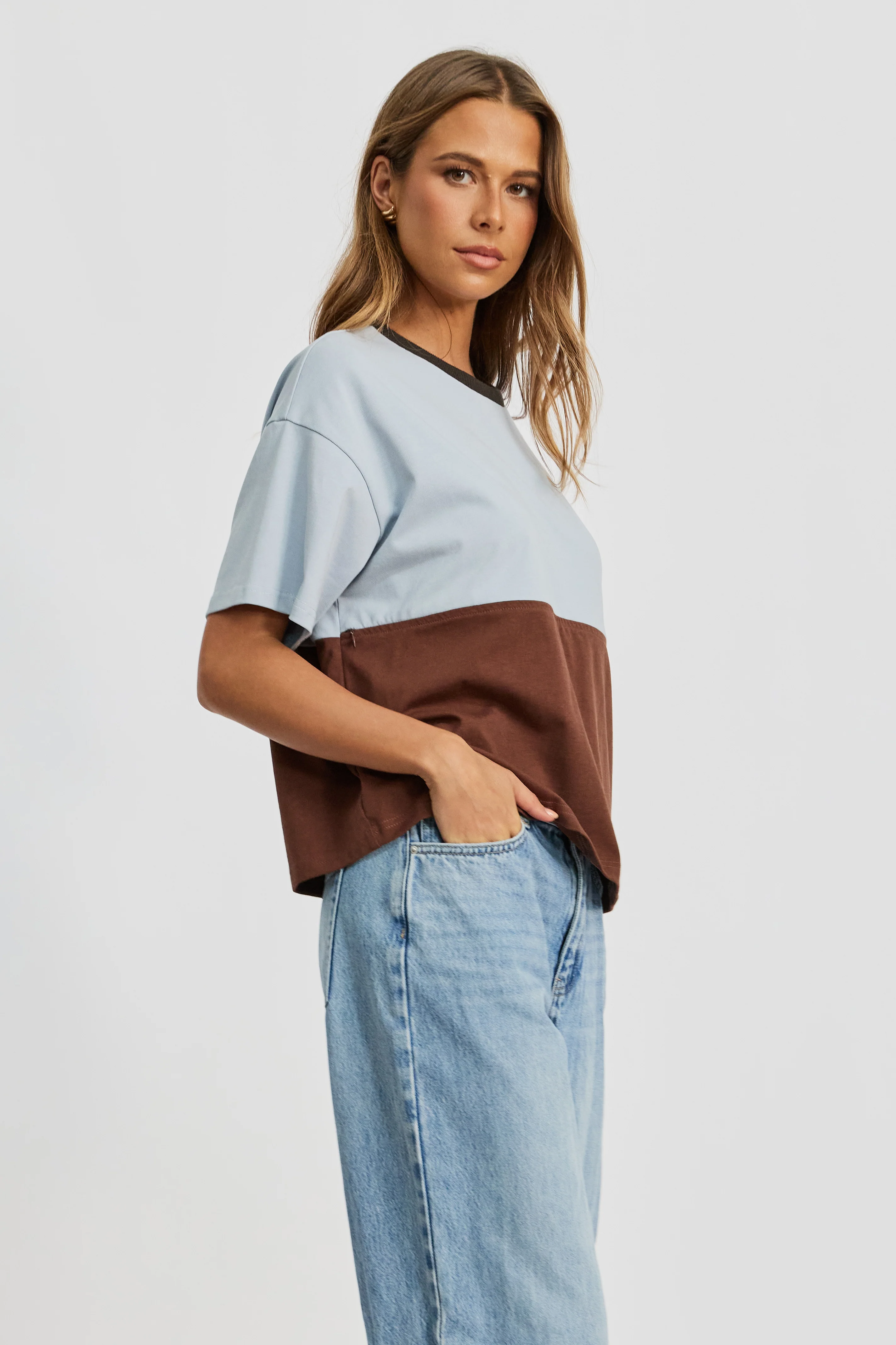 Duo Drop-Shoulder Panel Tee - Brown / Baby Blue - Image 4