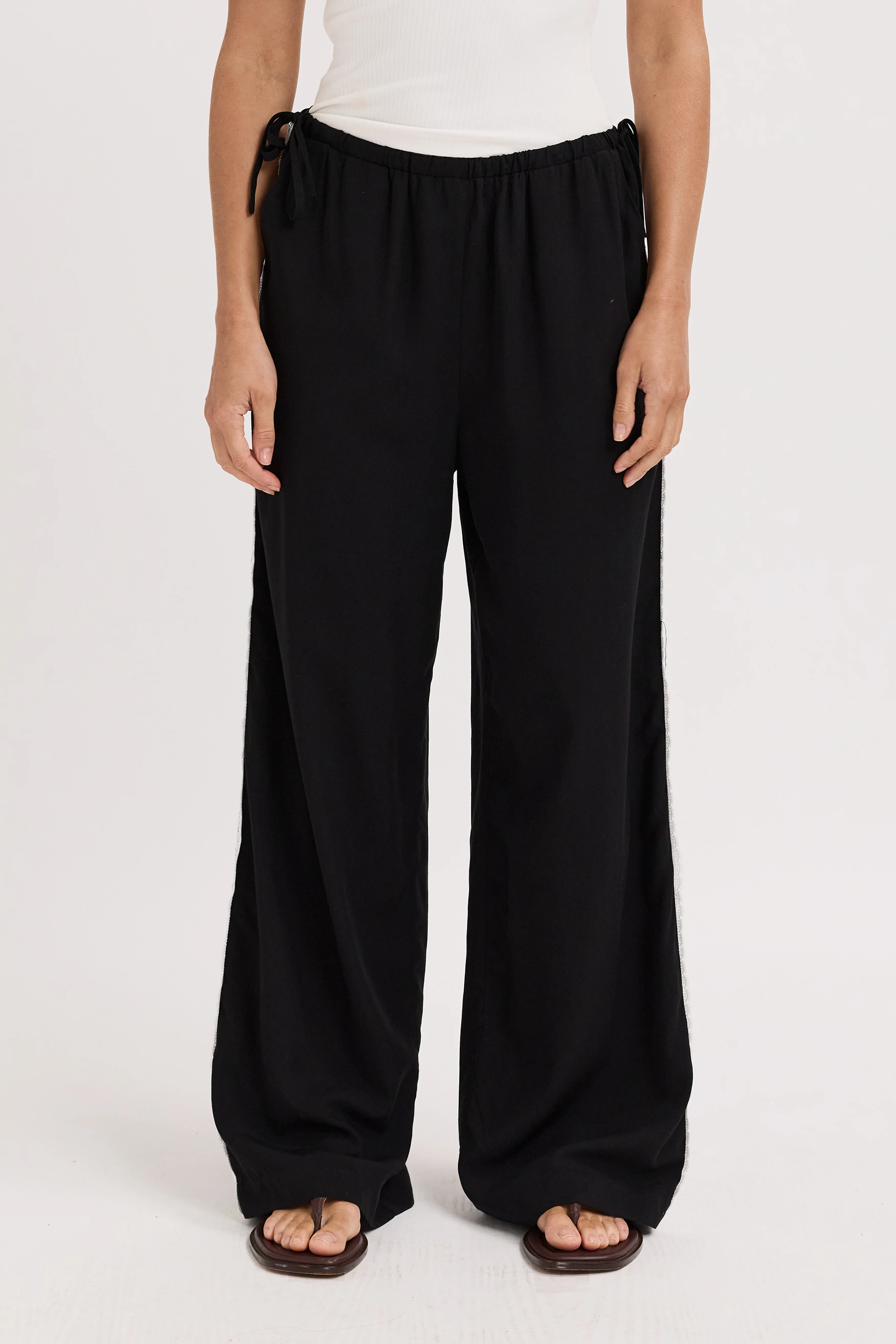 Emory Lace Trim Wide Leg Pant - Black - Image 4