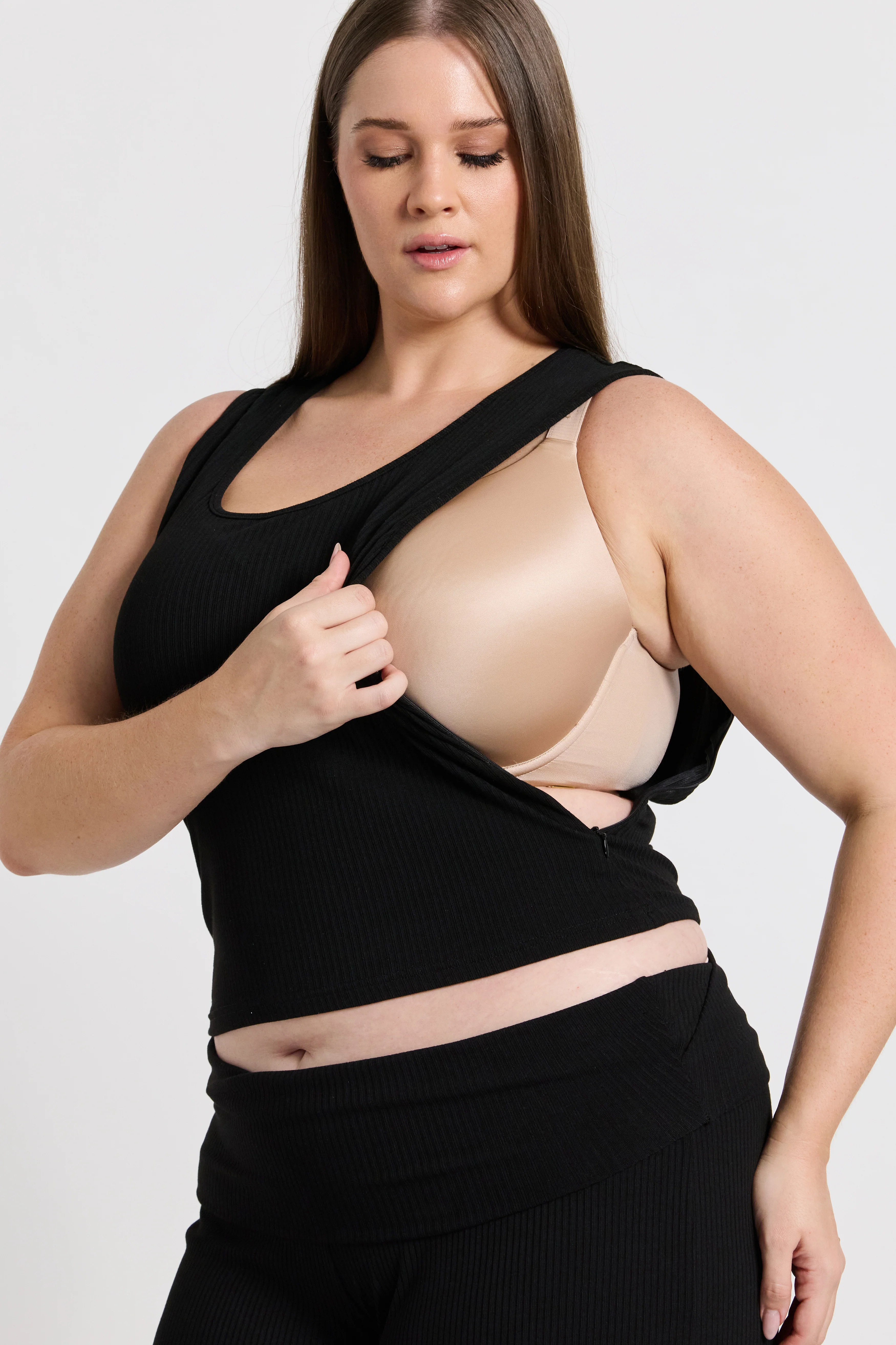 Esta Ribbed Scoop Neck Tank - Black - Image 5