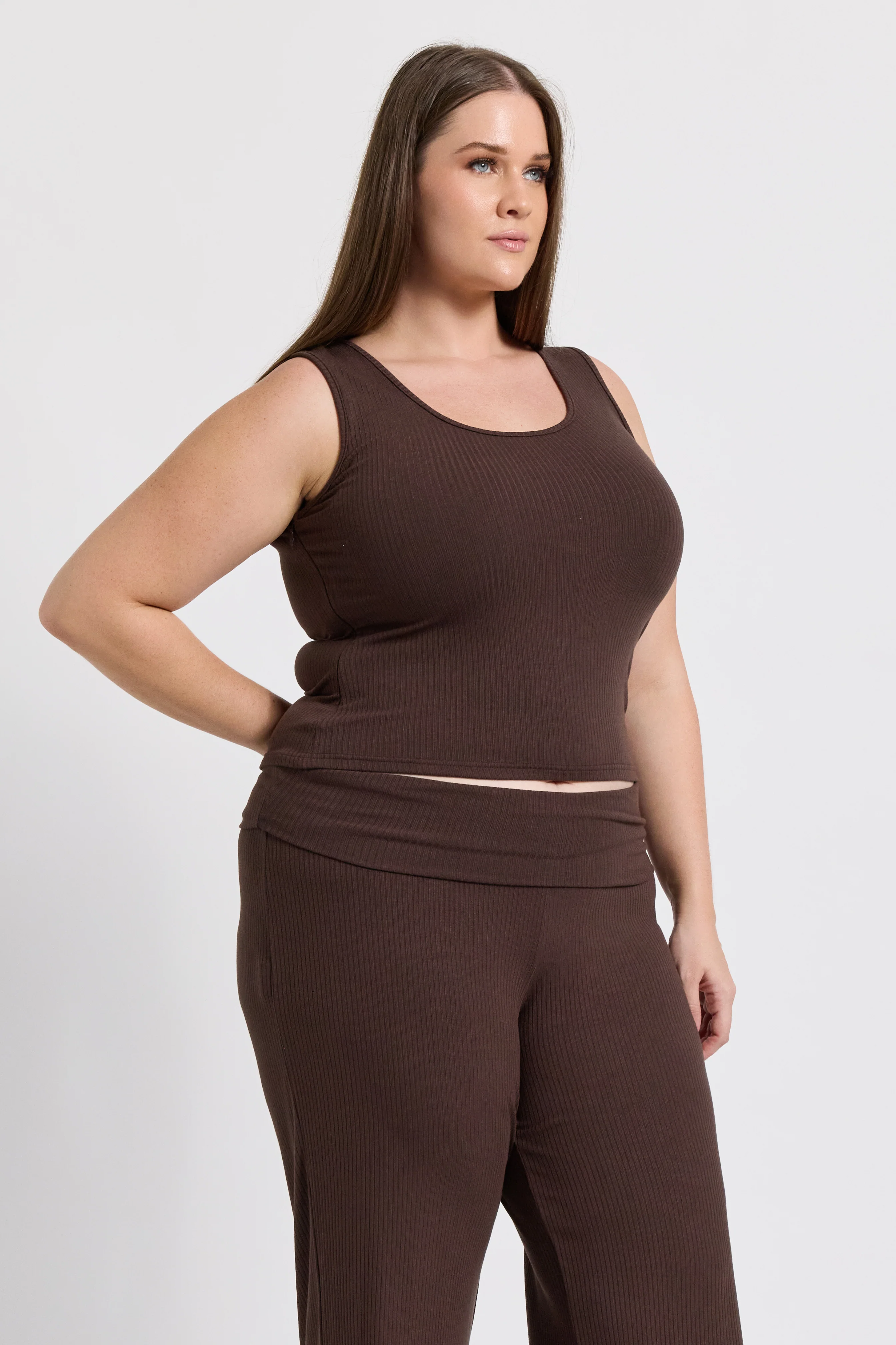 Esta Ribbed Scoop Neck Tank - Chocolate - Image 10