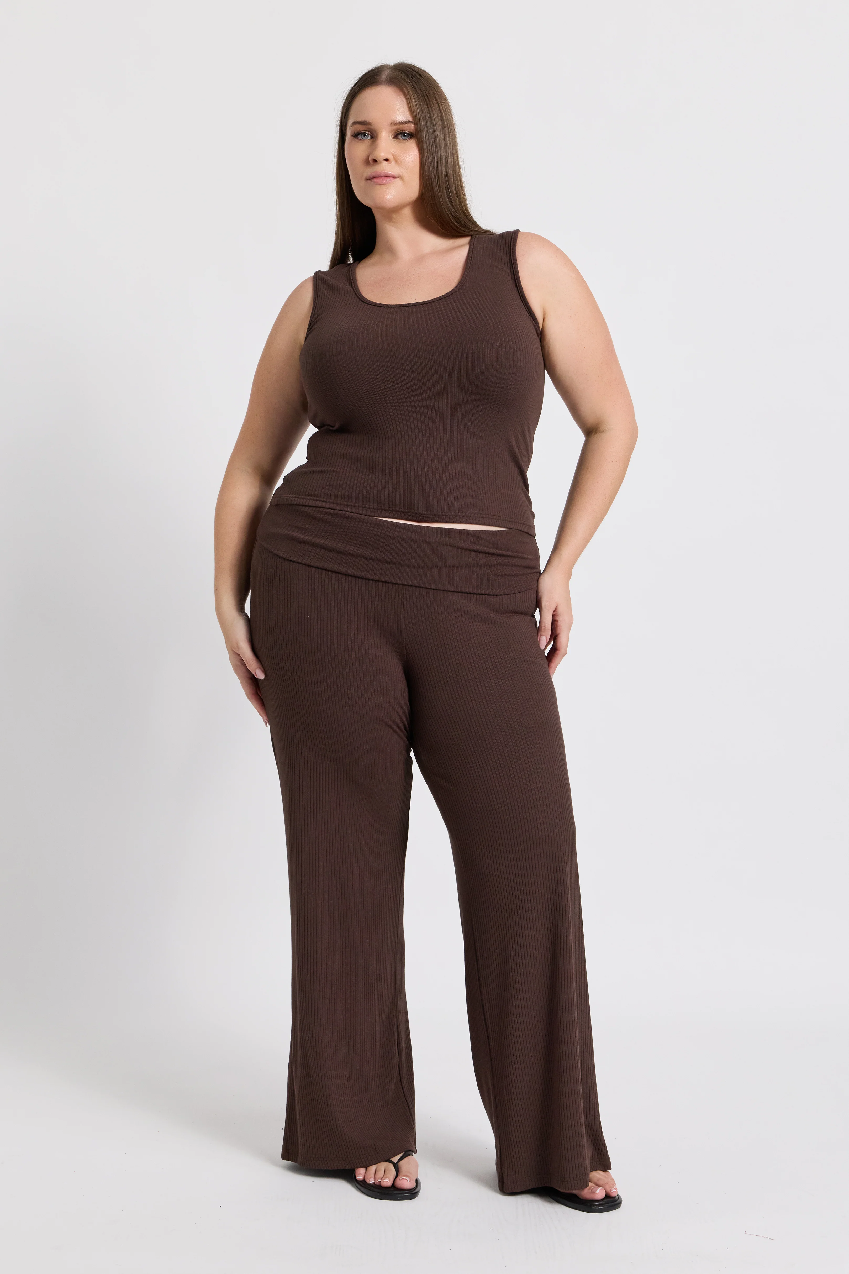 Esta Ribbed Scoop Neck Tank - Chocolate - Image 3