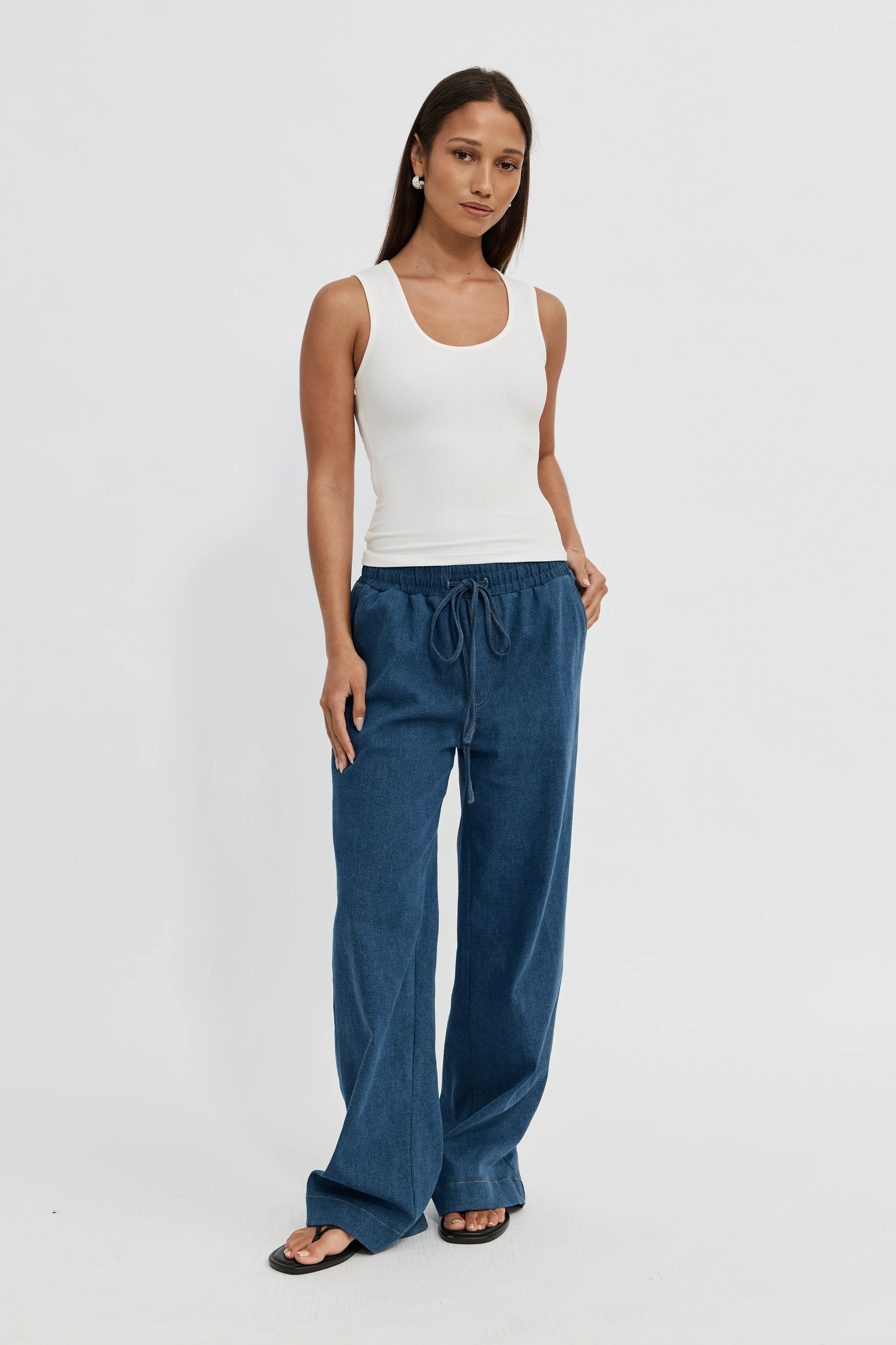 Esta Reversible Ribbed Scoop Neck Tank - White - Image 6