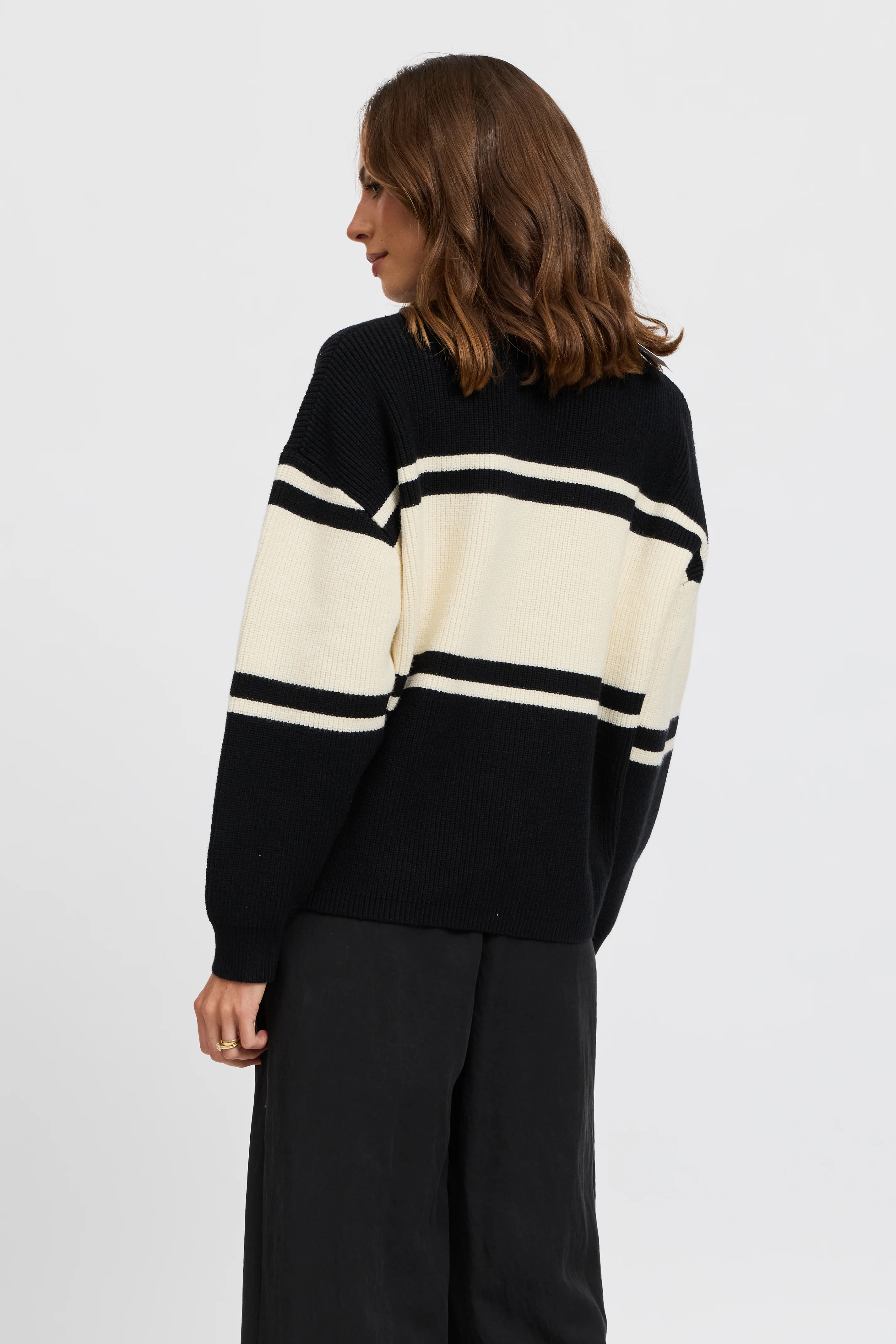 League Knit Panel Jumper - Black / Cream - Image 7
