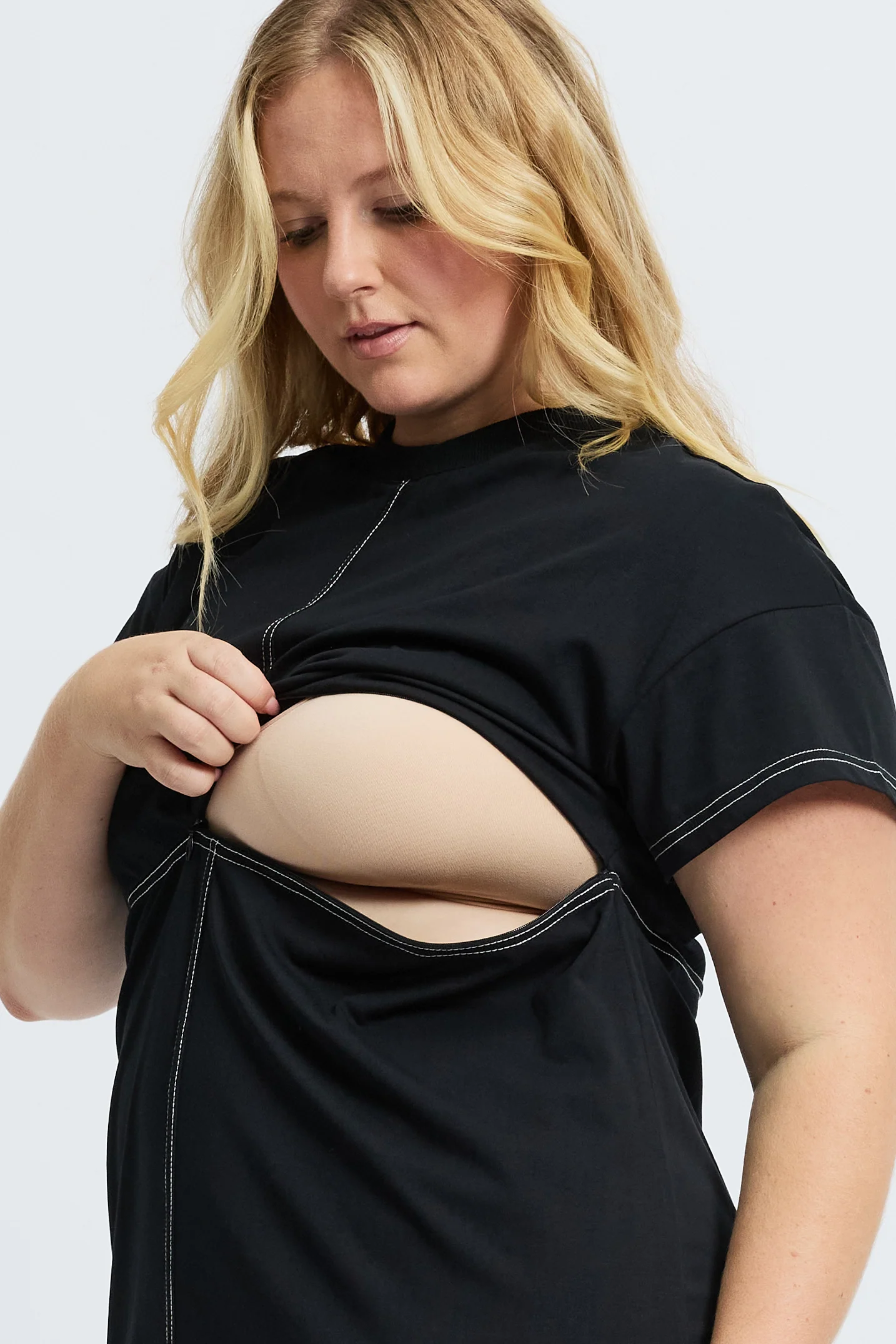 Miro Contrast Panel Midi Tee Dress - Black / White - Image 7