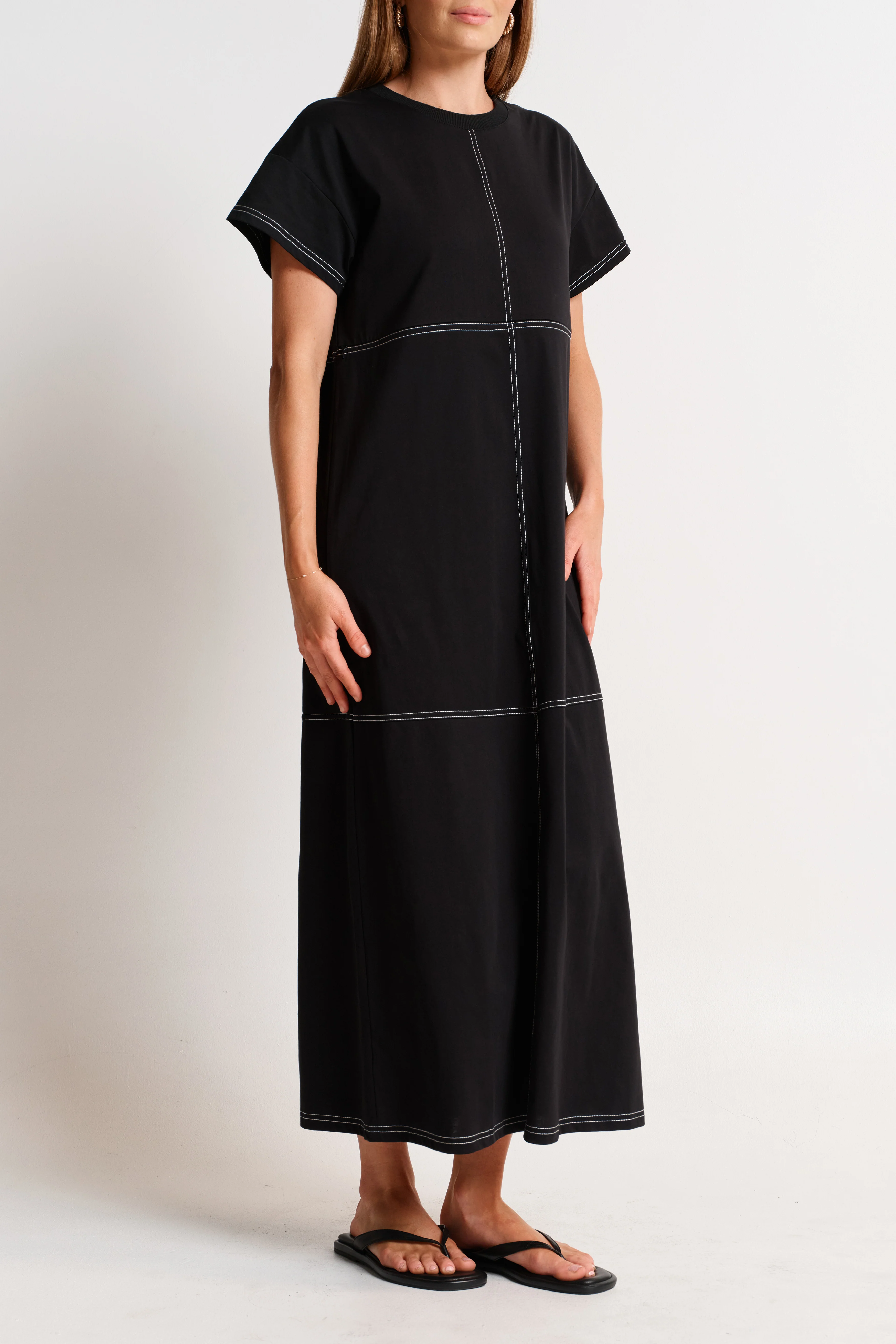 Miro Contrast Panel Midi Tee Dress - Black / White - Image 8