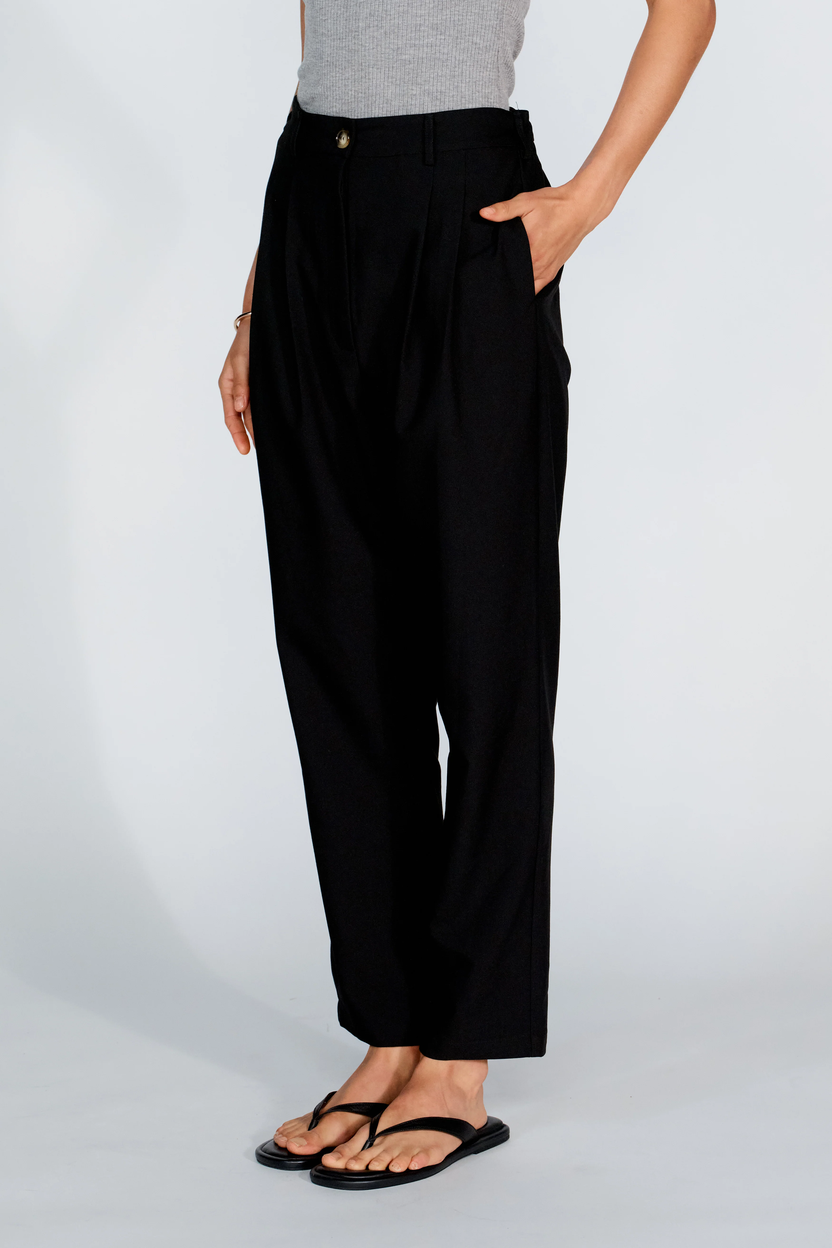 Sadie Adjustable Tailored Trouser - Black - Image 10