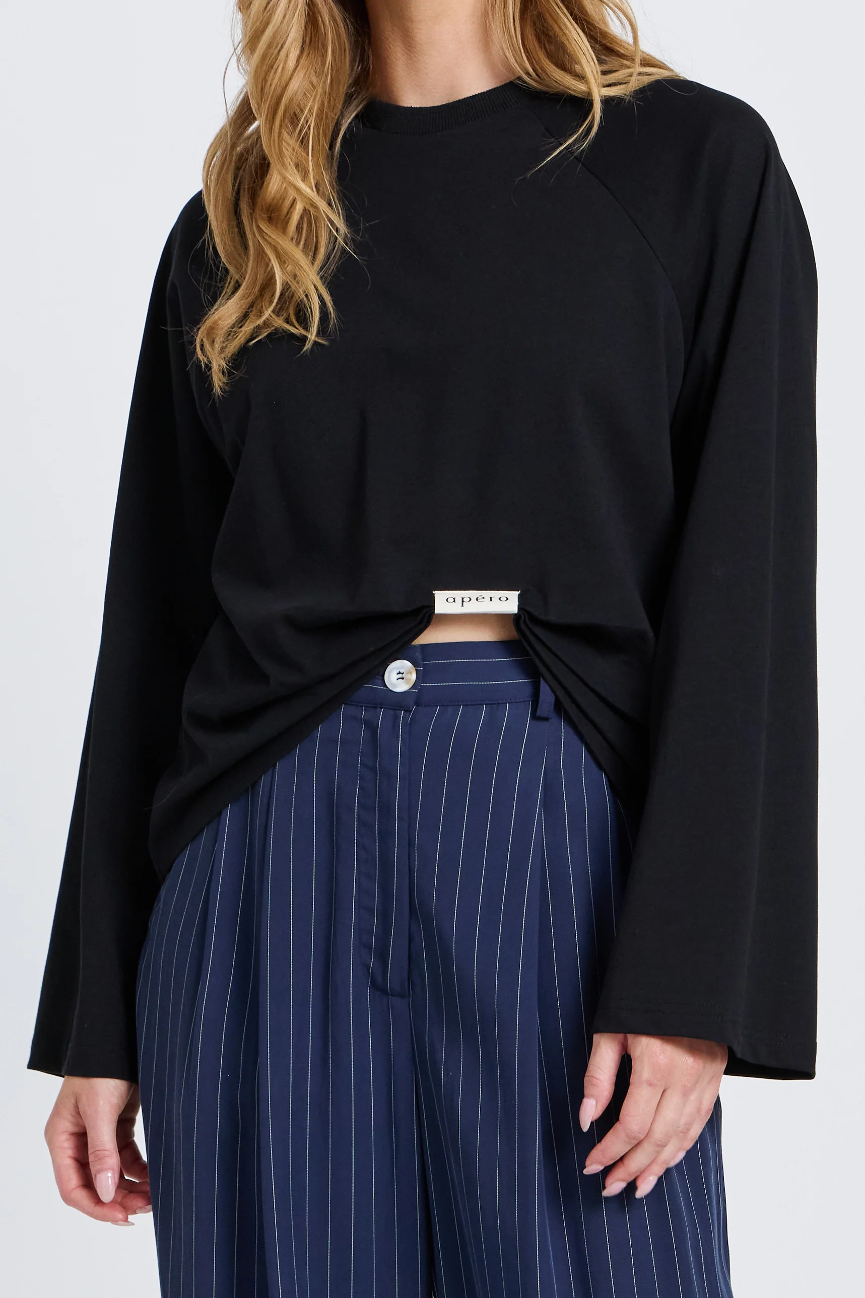 Sammi Ruched Long Sleeve Box-Cut Top - Black - Image 3